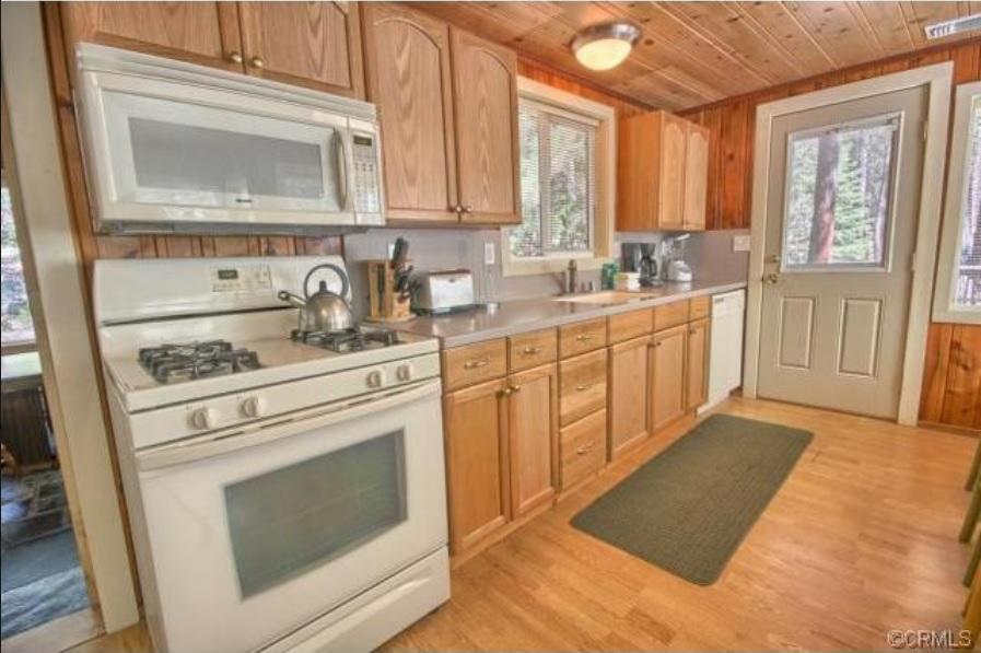 95R The Little Creek Cabin Wawona Esterno foto